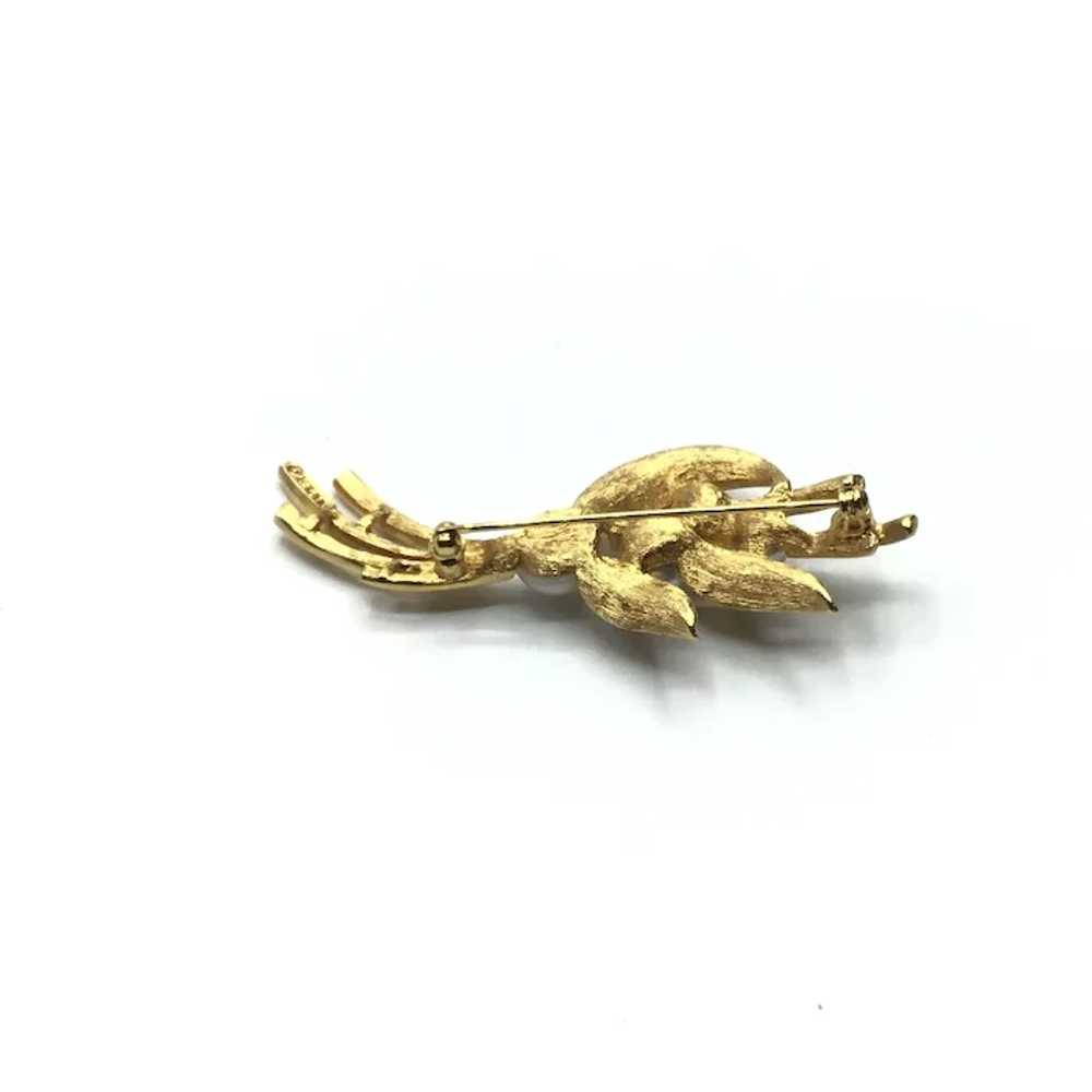 Napier Gold Tone Faux Pearls Brooch - image 4