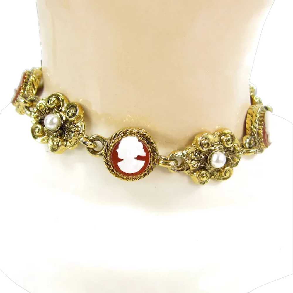 Vintage Art Jewelry Co. Cameo Faux Pearl Bracelet - image 1