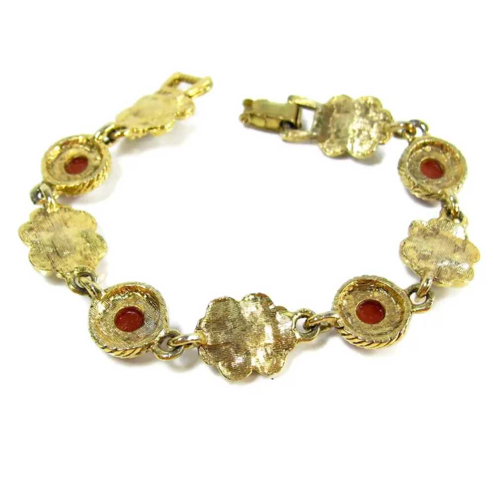 Vintage Art Jewelry Co. Cameo Faux Pearl Bracelet - image 5