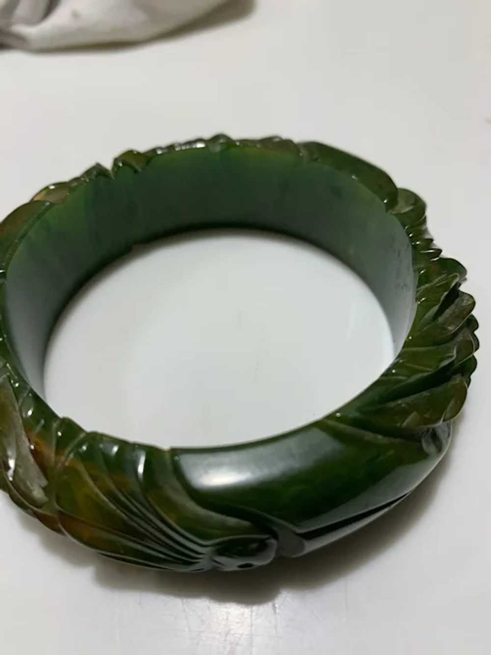 Green Bakelite Carved Bird Bracelet - image 2