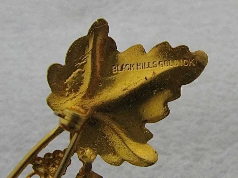 Vintage 10K Black Hills Gold Leaves & Grapes Pin - image 5