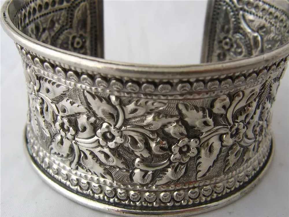 Wide Sterling Repousse Floral Cuff Bracelet Sz 7 … - image 7