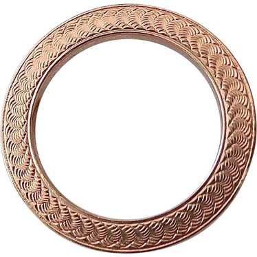 10k Edwardian Engraved Circle Pin