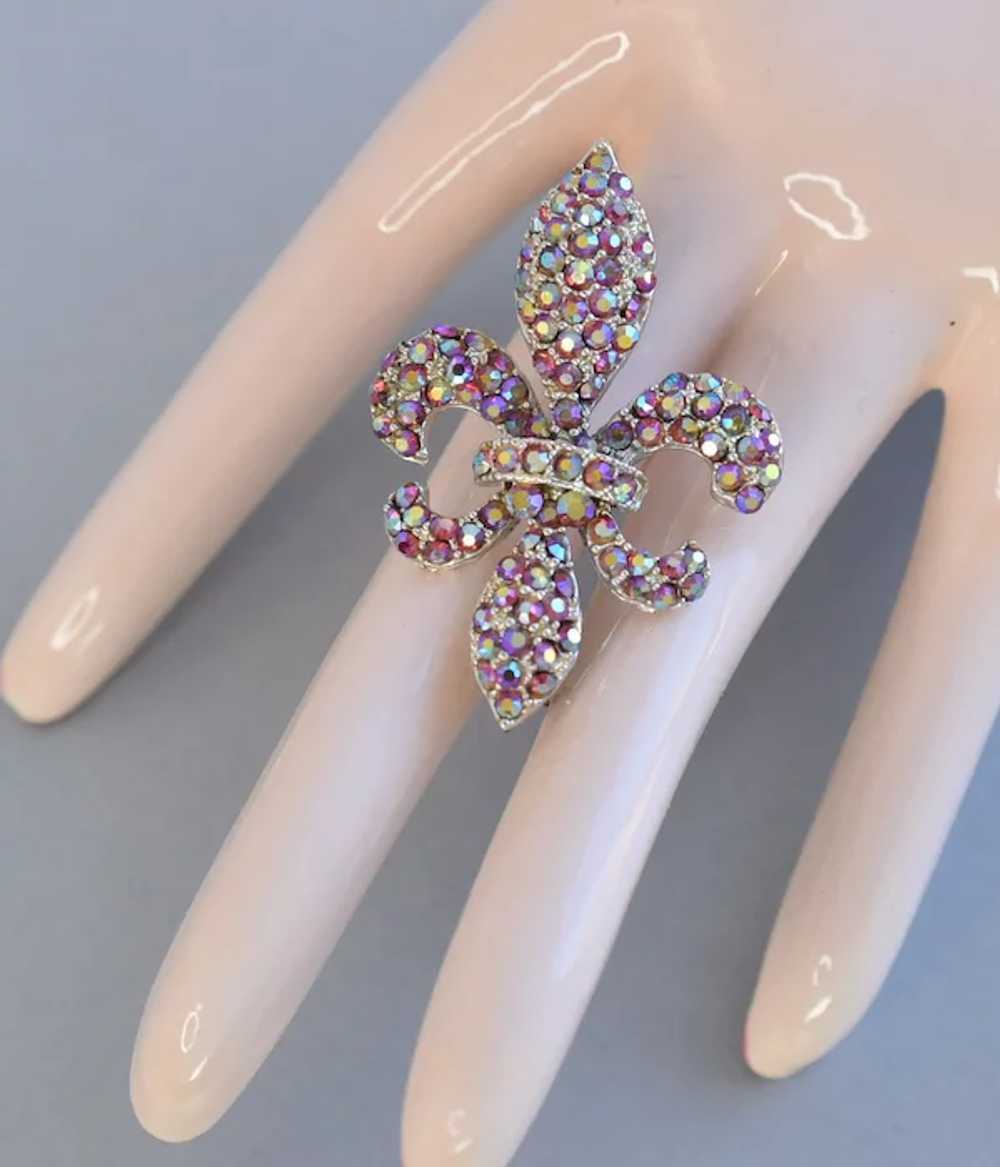 Vintage Mid-Century Fleur De Lis Pink Rhinestone … - image 2