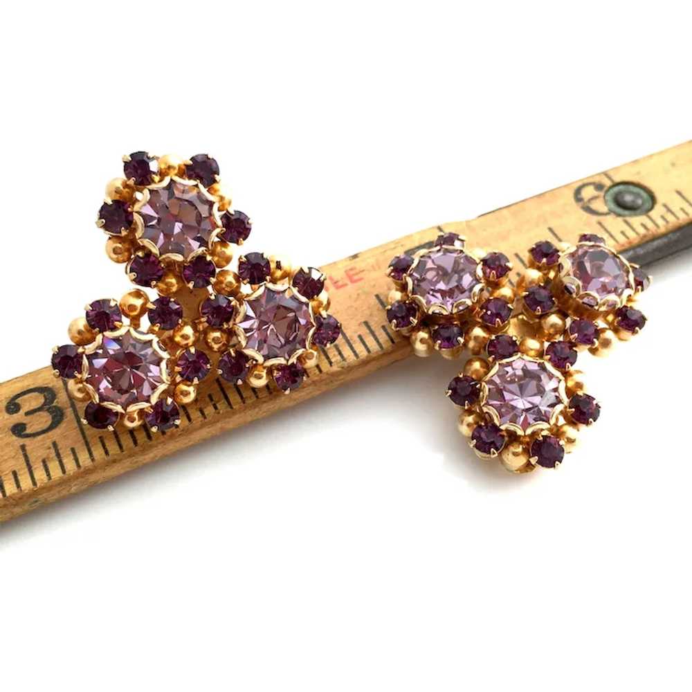 Vintage 1950s Signed KRAMER Purple Flower Rhinest… - image 4