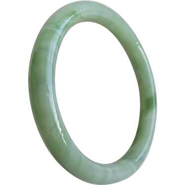 Medium Green Peking Glass Bangle Bracelet