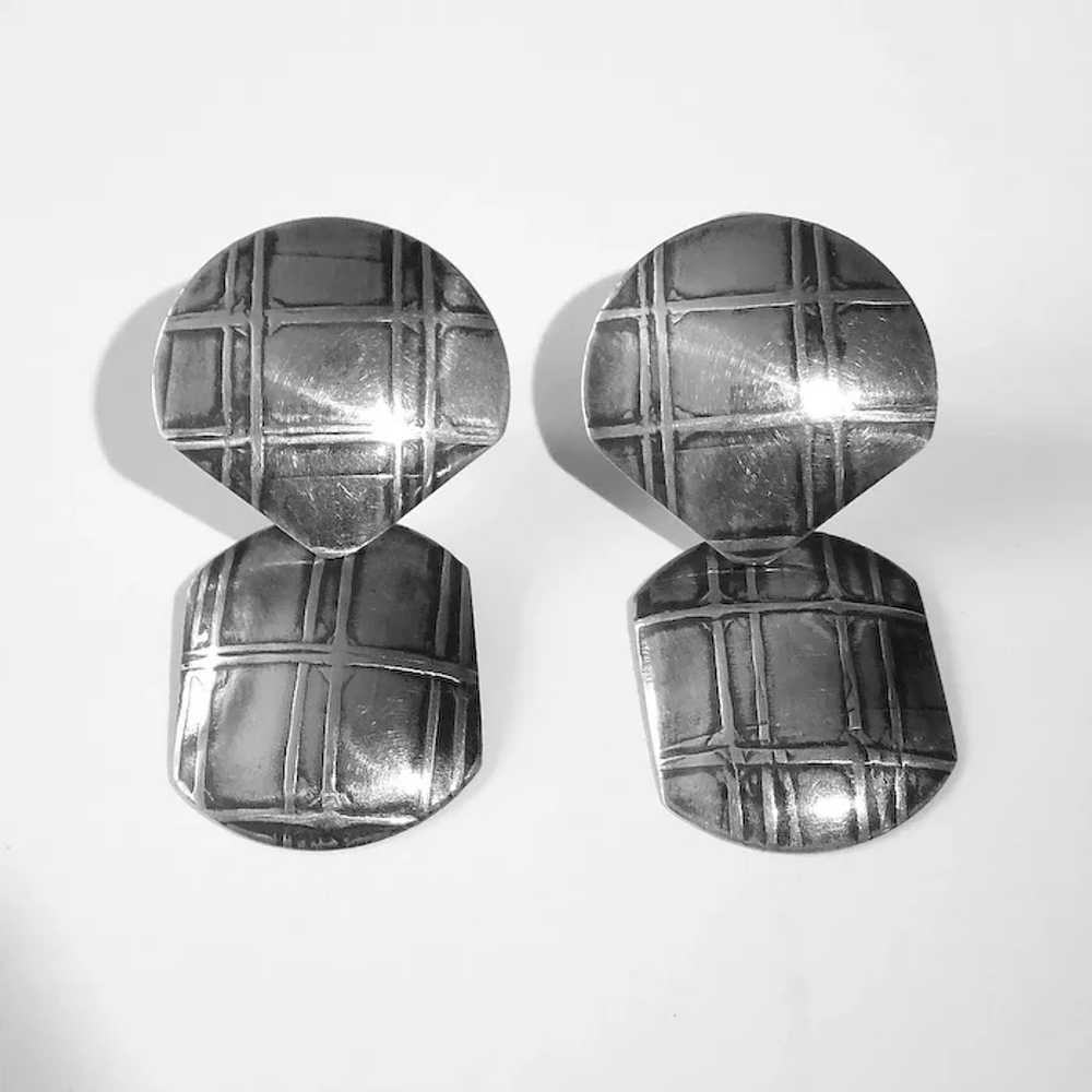 Sterling Drop Earrings w Raised Reticulated Design - image 7