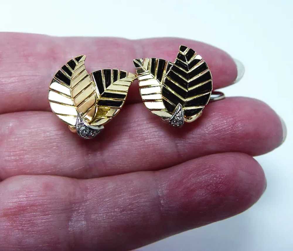 Gubelin Swiss Diamond 18K Gold Leaf Earrings Desi… - image 2