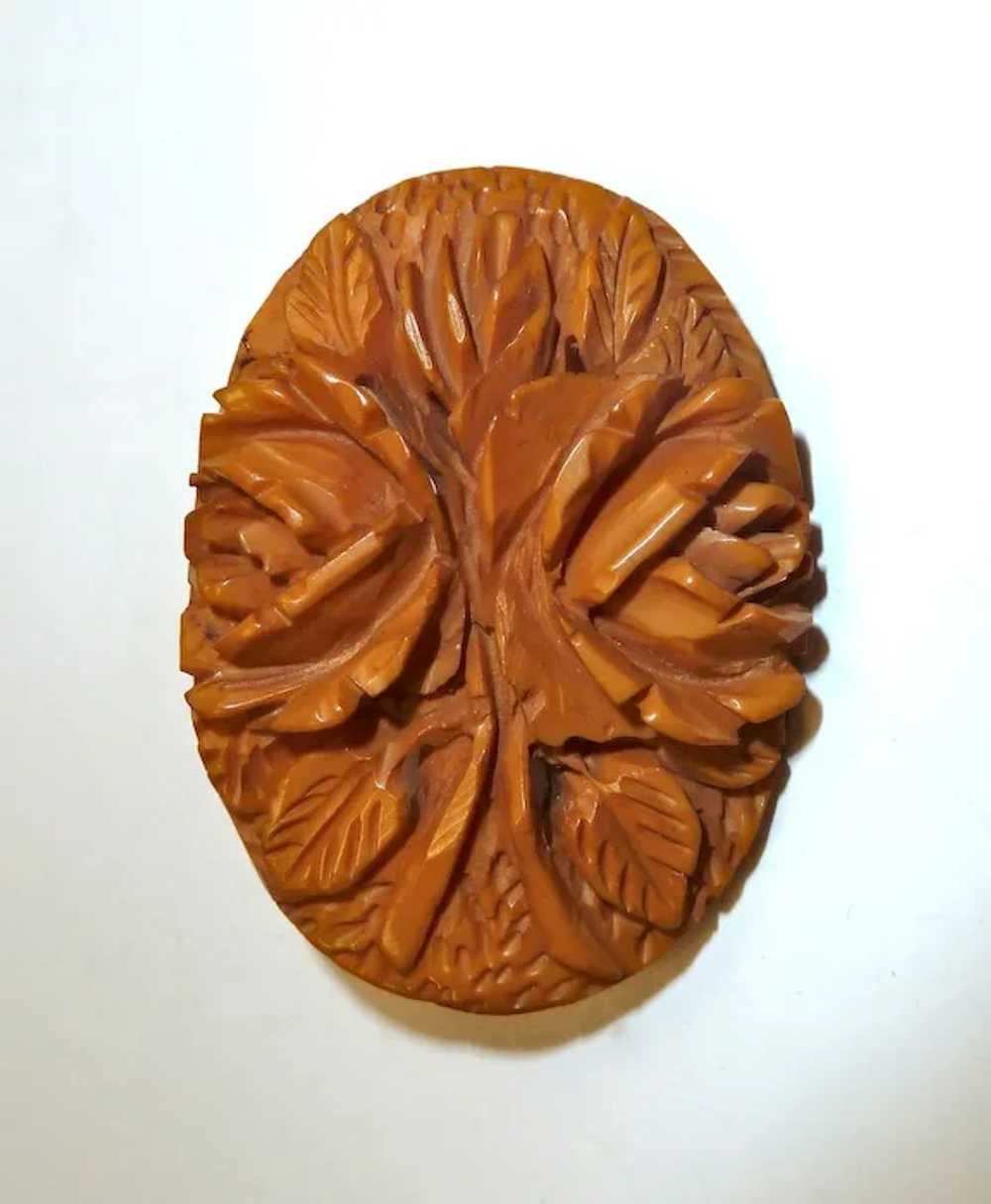 Carved Butterscotch Bakelite Rose Bouquet Pin - image 5