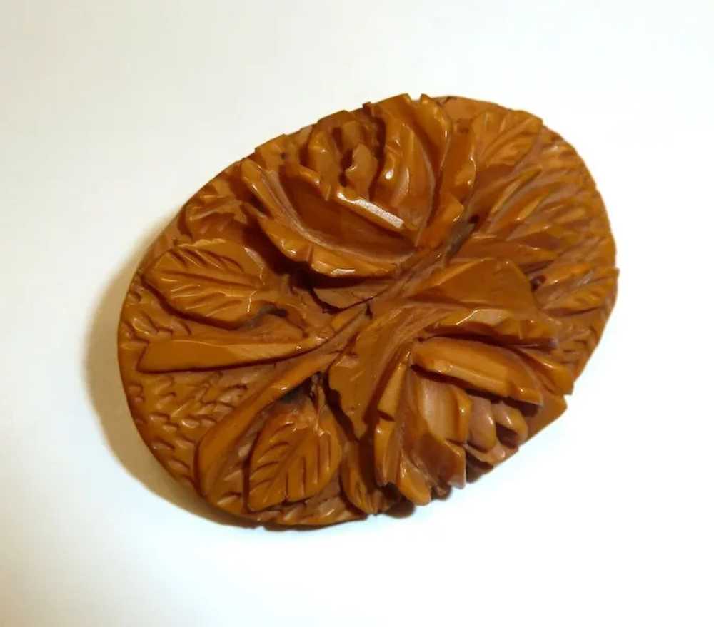 Carved Butterscotch Bakelite Rose Bouquet Pin - image 8