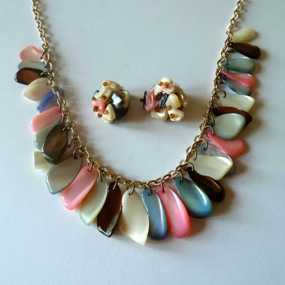 Tinted Mother of Pearl Bib Necklace & Earrings Set - image 2
