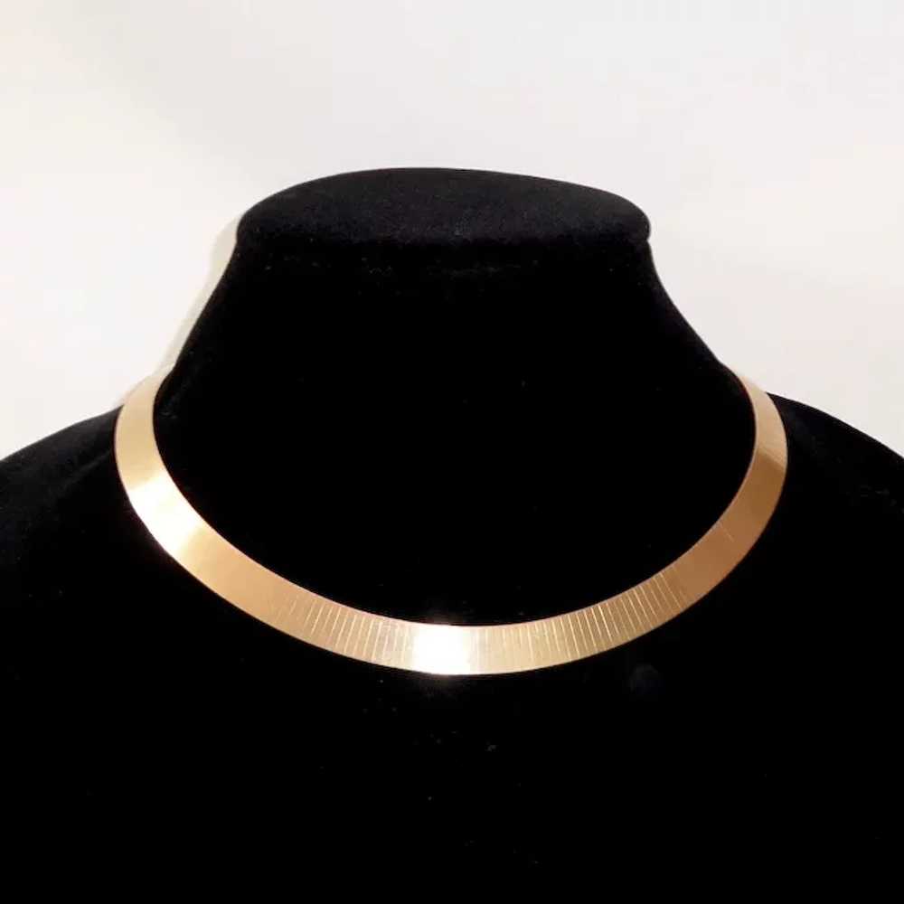 Mid-Century 14k Wide Choker Necklace - image 10