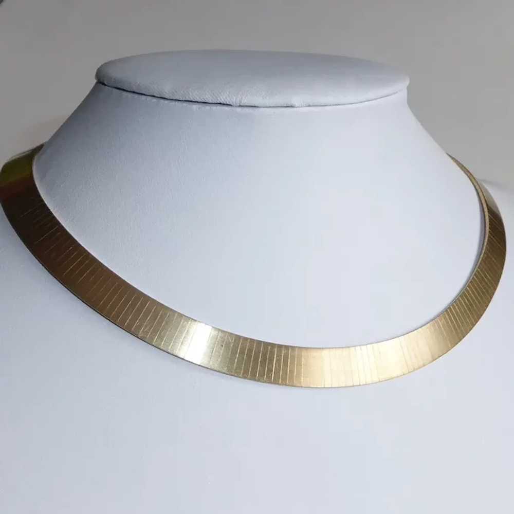 Mid-Century 14k Wide Choker Necklace - image 4