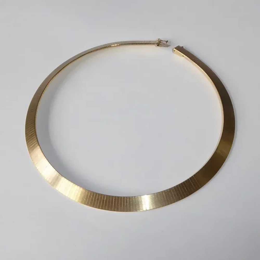 Mid-Century 14k Wide Choker Necklace - image 9