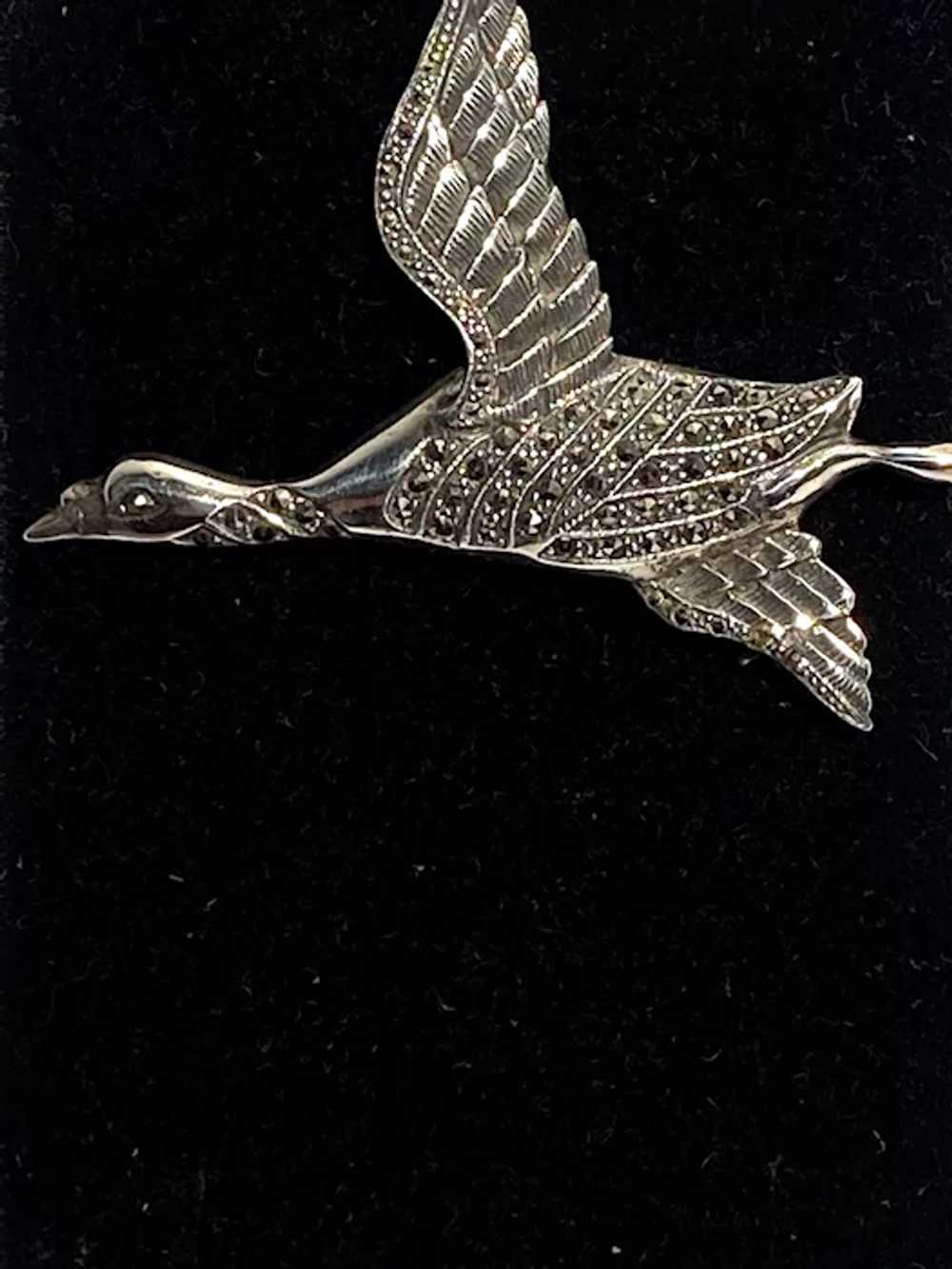Beautiful Sterling Silver Bird in Flight Pin - image 2