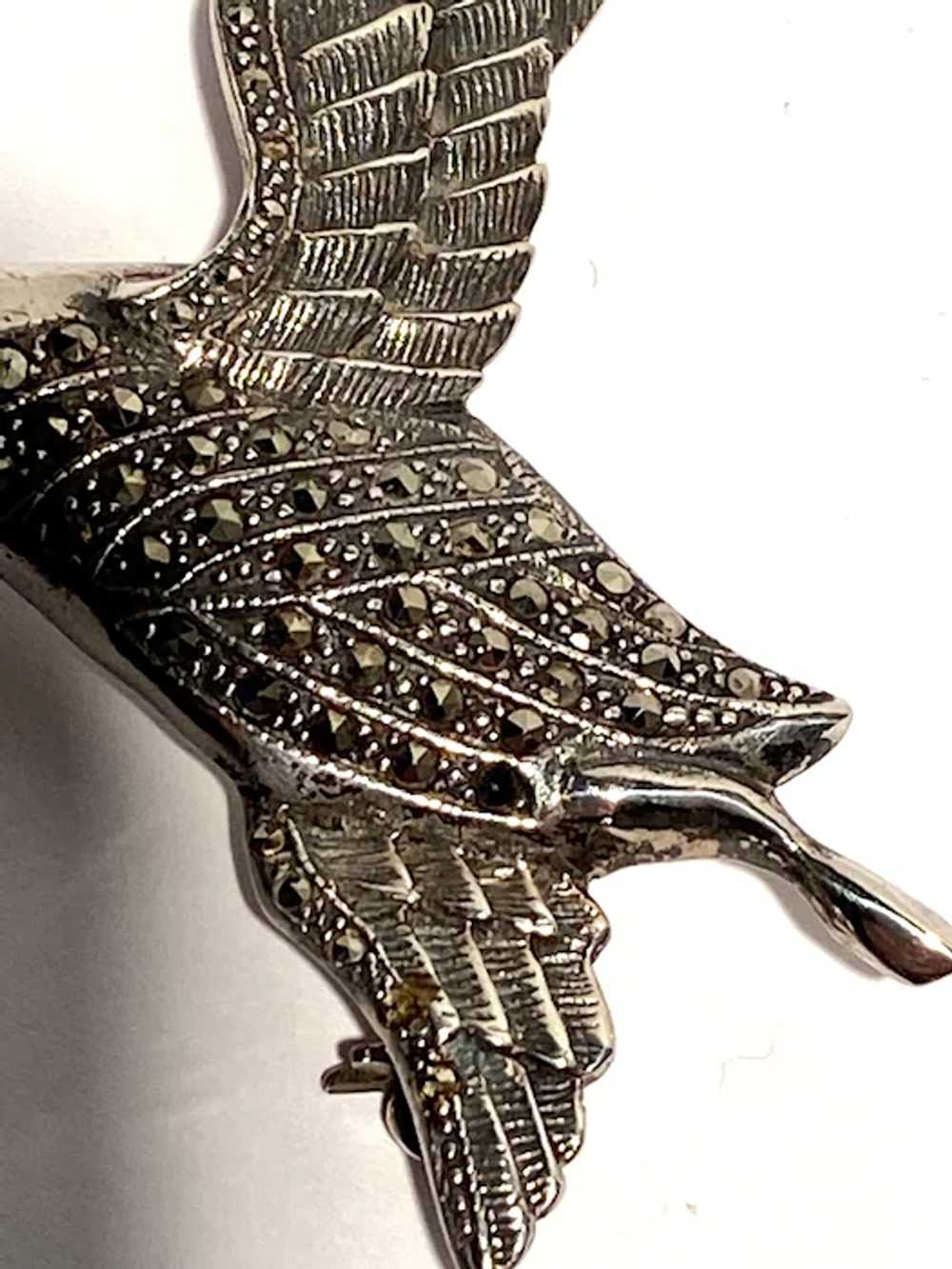 Beautiful Sterling Silver Bird in Flight Pin - image 4
