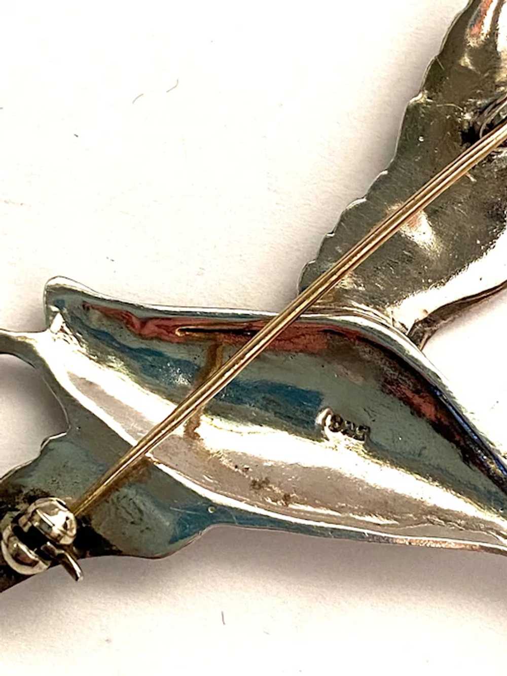 Beautiful Sterling Silver Bird in Flight Pin - image 6