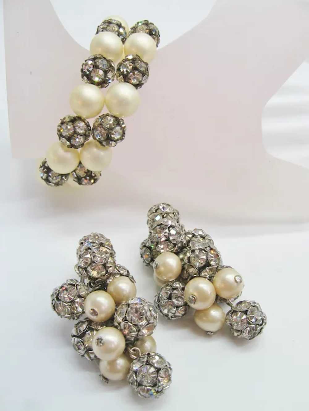 Vintage Signed Vogue Faux Pearl and Rhinestone Ba… - image 3