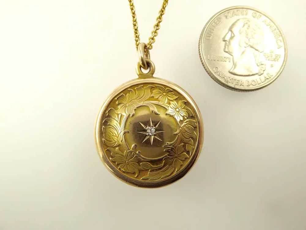 Art Nouveau Gold Locket with Engraved Flowers and… - image 2