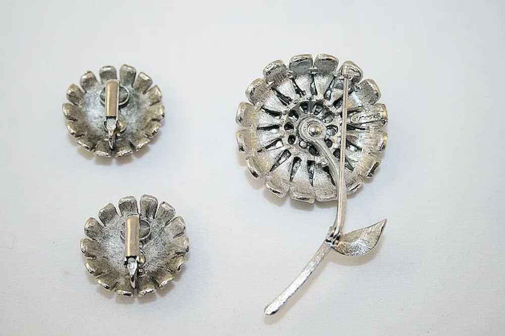 Vintage Corocraft Silvertone Flower Pin and Earri… - image 7