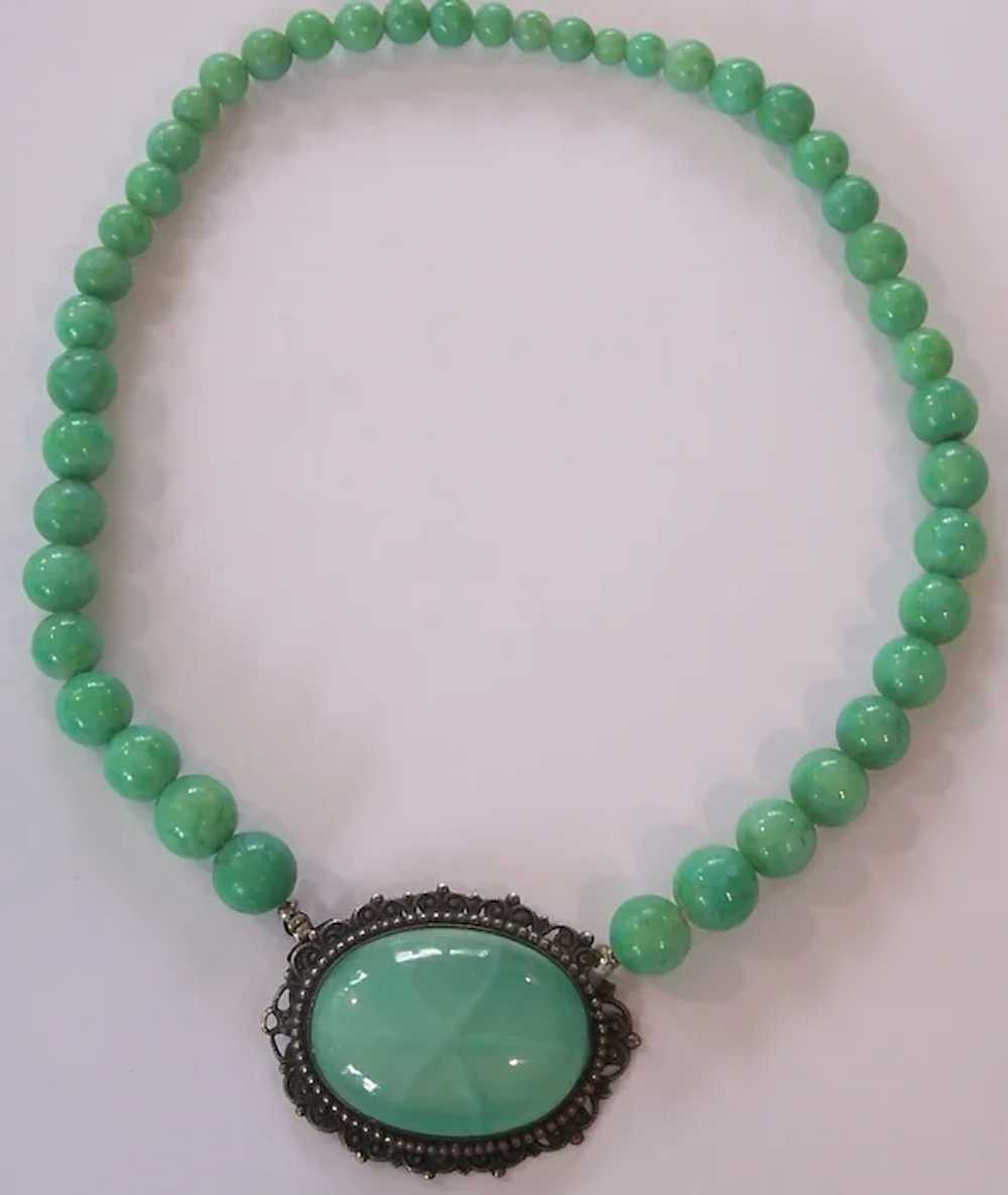 Art Deco Green Star Glass & Peking Jade Glass Bea… - image 3