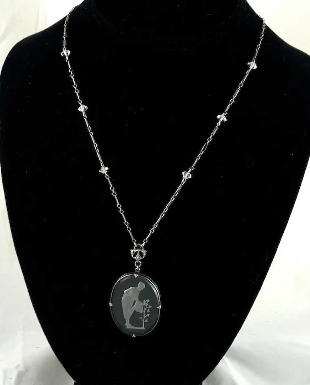 Vintage Art Deco Glass Intaglio Pendant Necklace - image 2