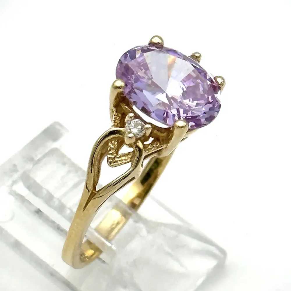 Ladies Vintage 14kt amethyst and diamond ring. - image 3