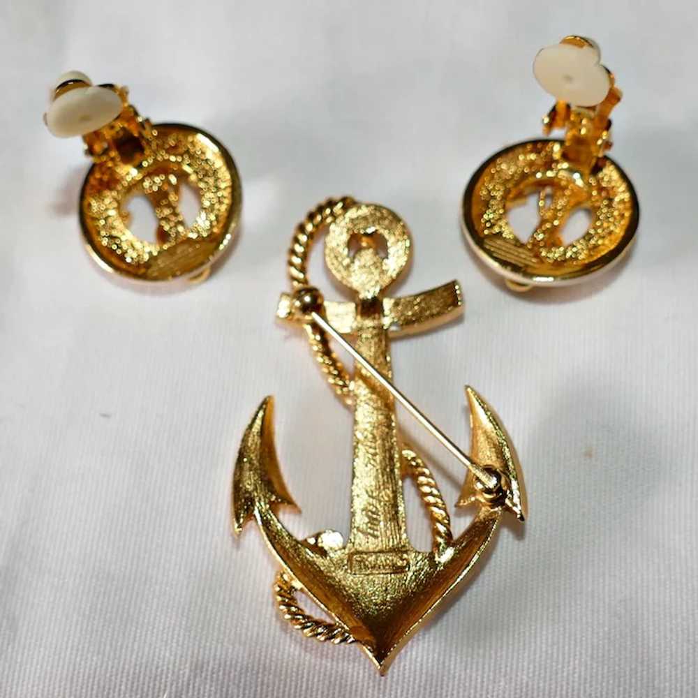 Vintage white enameled Nautical Anchor Brooch Tri… - image 9