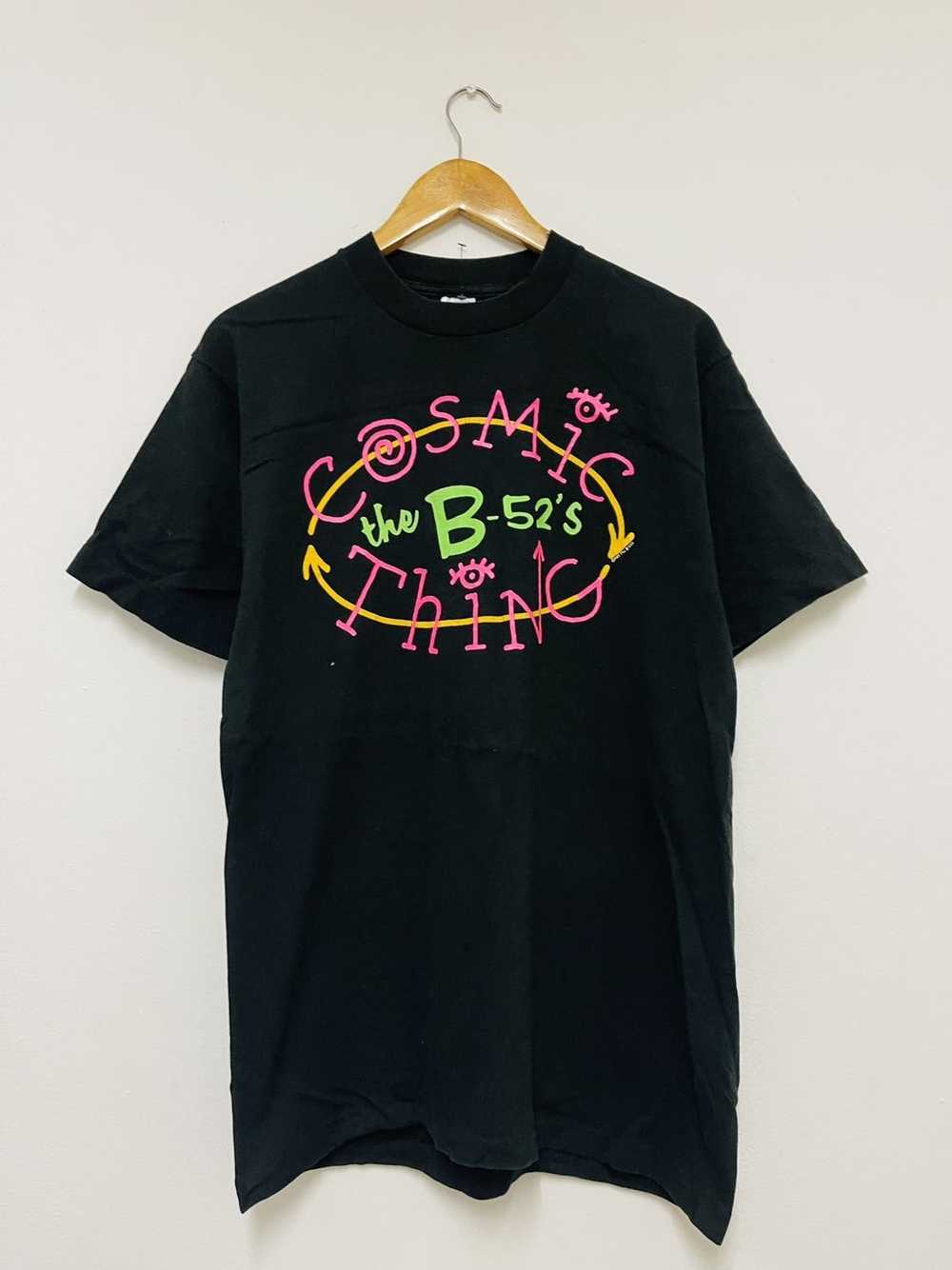 Band Tees × Vintage Vintage The B-52’s “ Cosmic T… - image 1