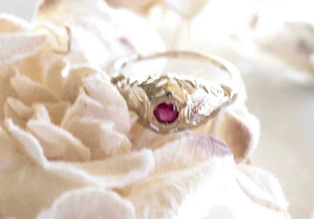 18K Art Deco Filigree Ruby Ring - image 7