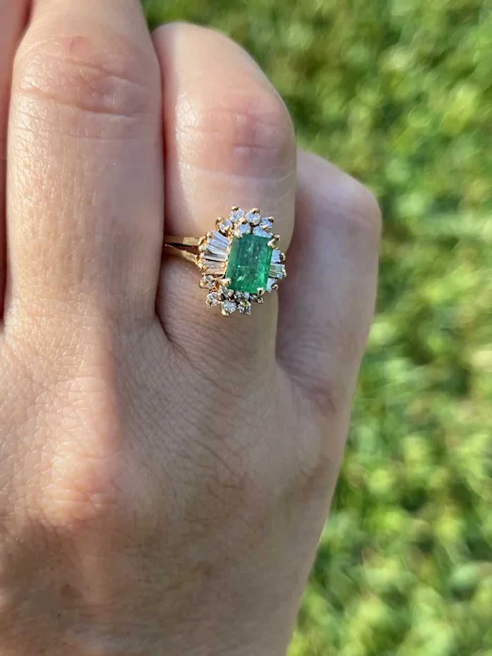 1 Carat Natural Emerald and Baguette Diamond Ring… - image 5