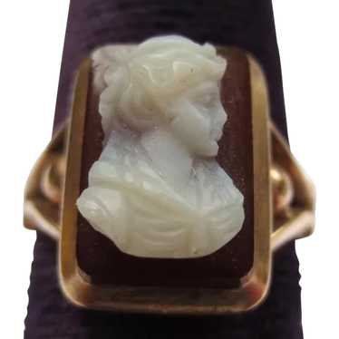 Antique 14k Gold Victorian Hardstone Cameo Ring - image 1