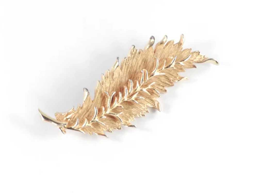 Hattie Carnegie Layered Leaf Brooch Pin - image 3