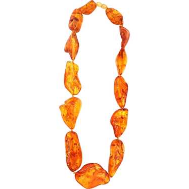 350CT Natural Baltic Amber Free Form shape in Neck