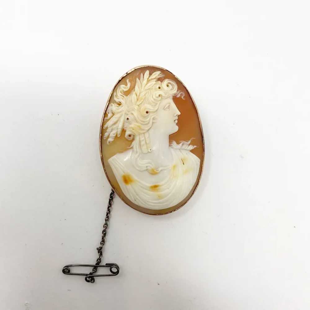 353 Vintage shell Flora cameo - image 2