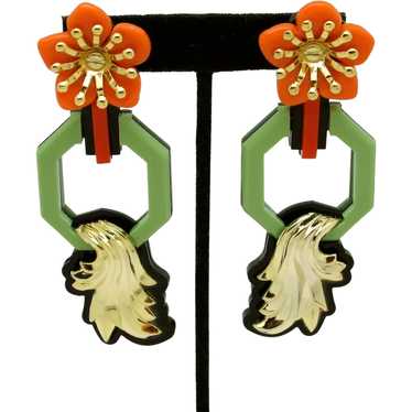Gissa Bicalho Handmade Acrylic Flower Earrings
