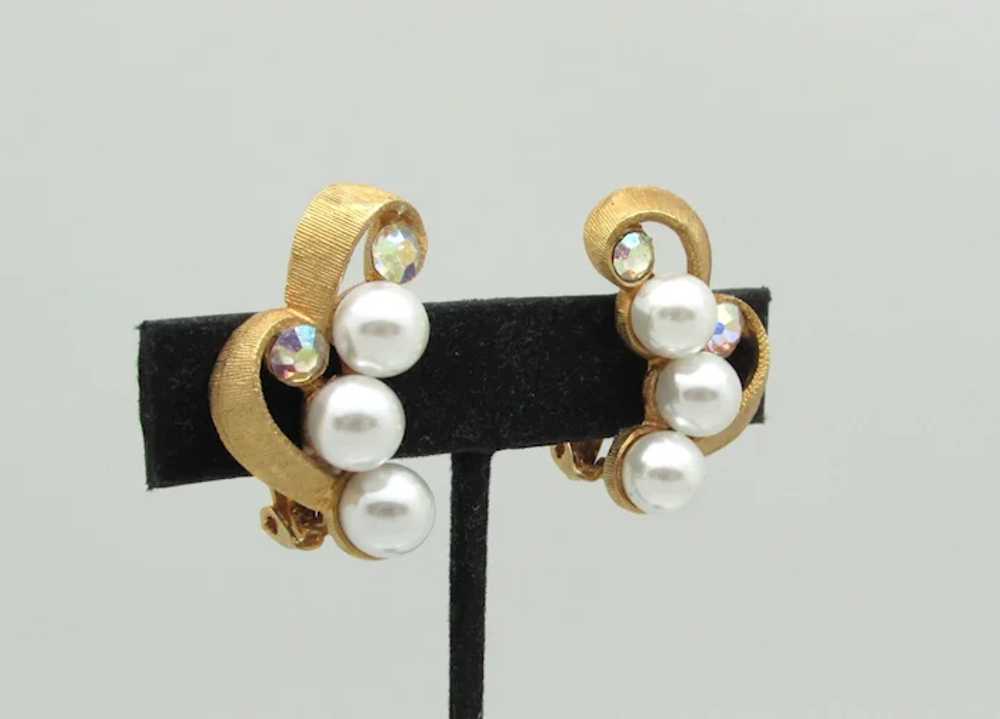 Swirl Earrings with Imitation Pearls and Rhinesto… - image 2