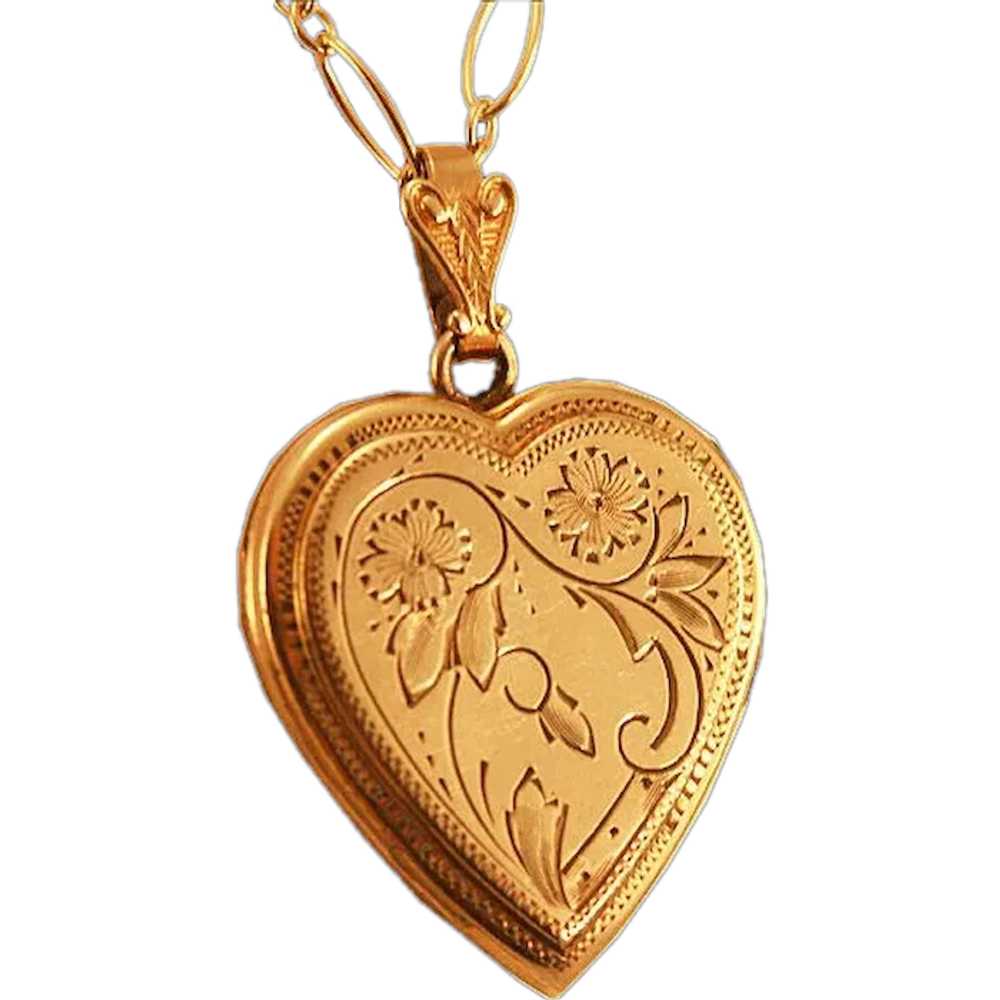 Very Vintage Larger Heart Double Photo Locket 14K… - image 1