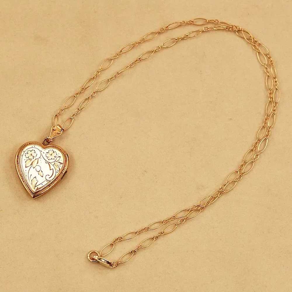 Very Vintage Larger Heart Double Photo Locket 14K… - image 3