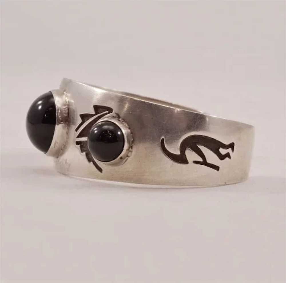 Bold Vintage Sterling Hopi Cuff With Dramatic Onyx - image 3