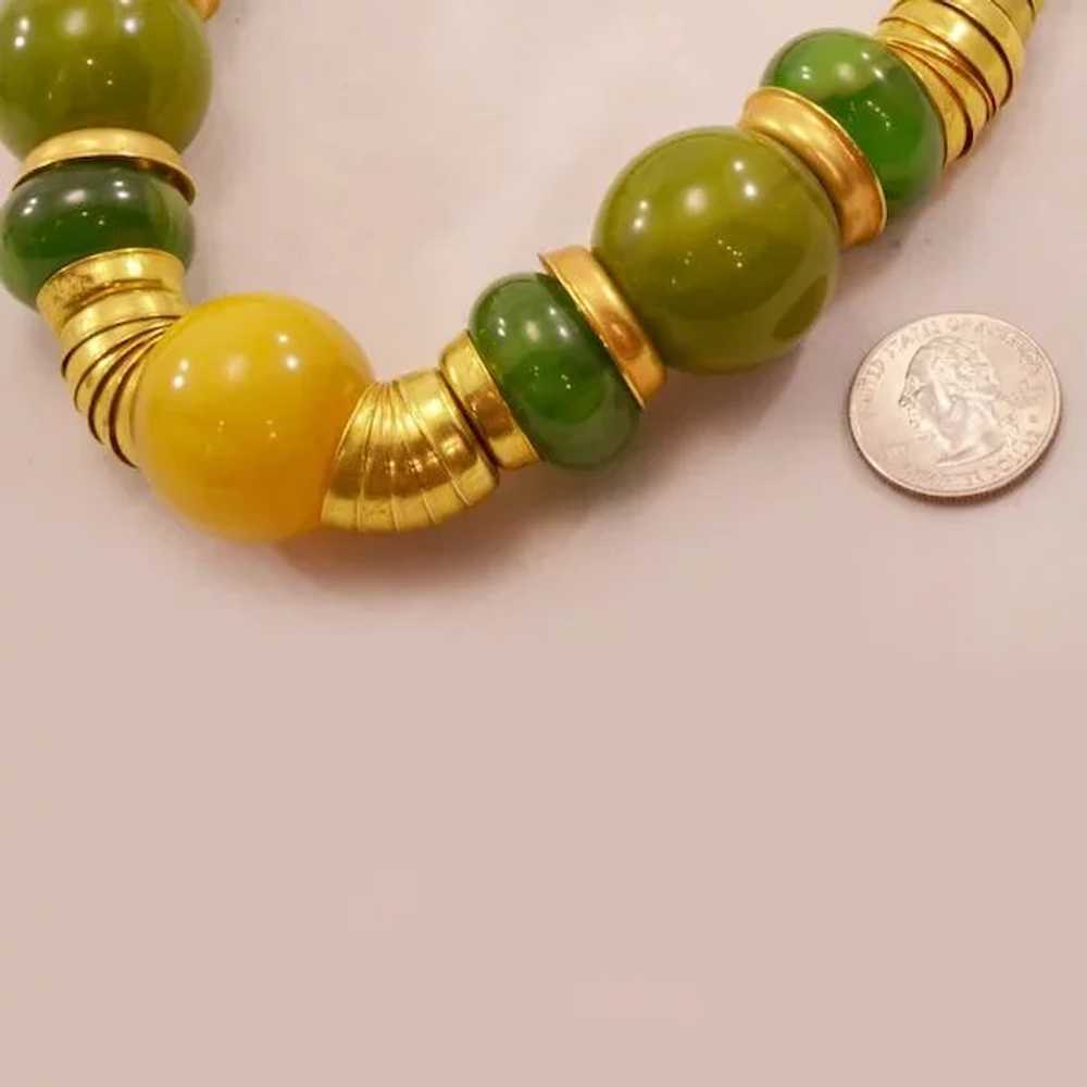 Bold Bakelite and Brass Necklace Vintage Fashion … - image 3