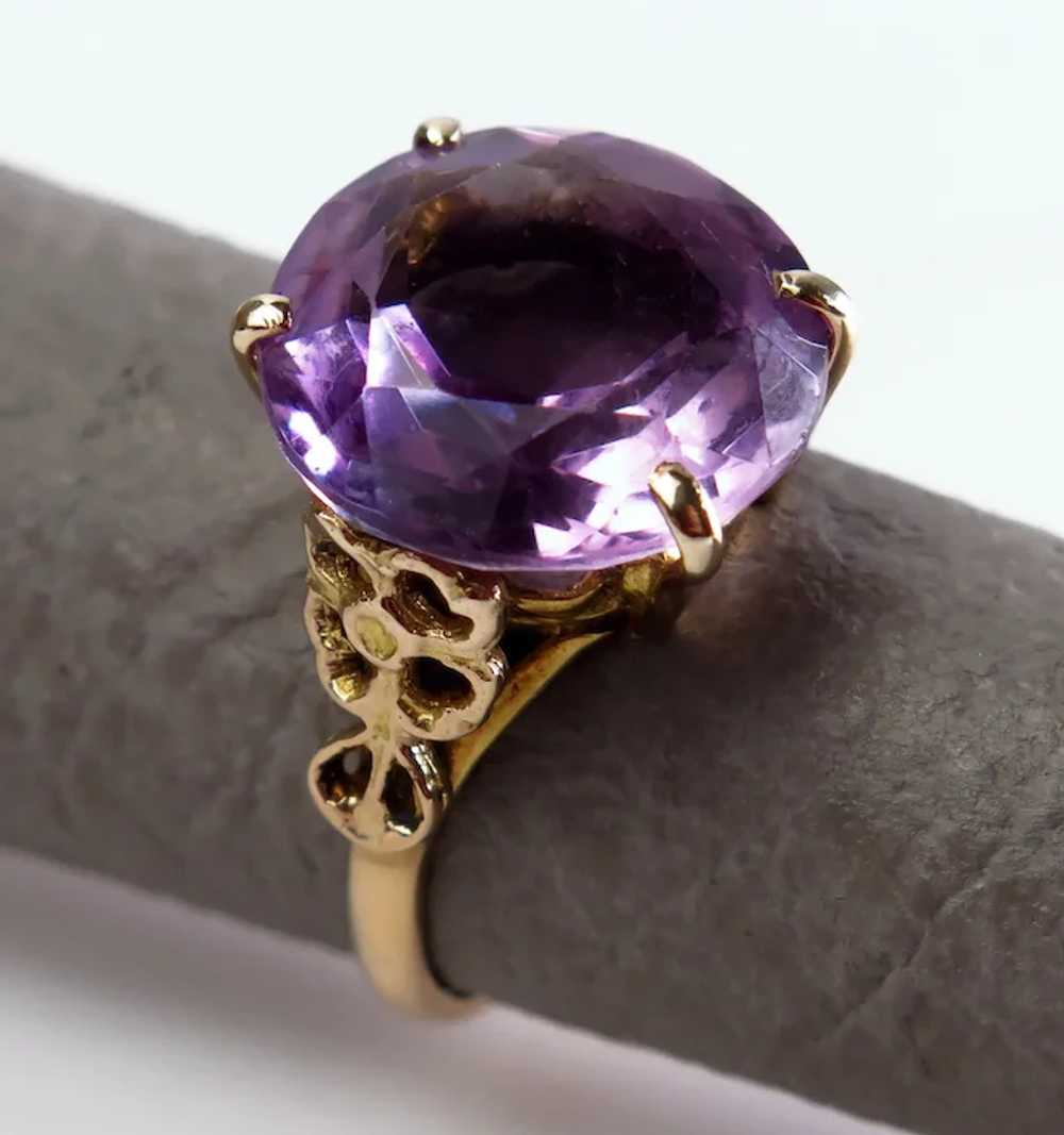 Size 8.5 Flower Accented Round Amethyst 9K Yellow… - image 3