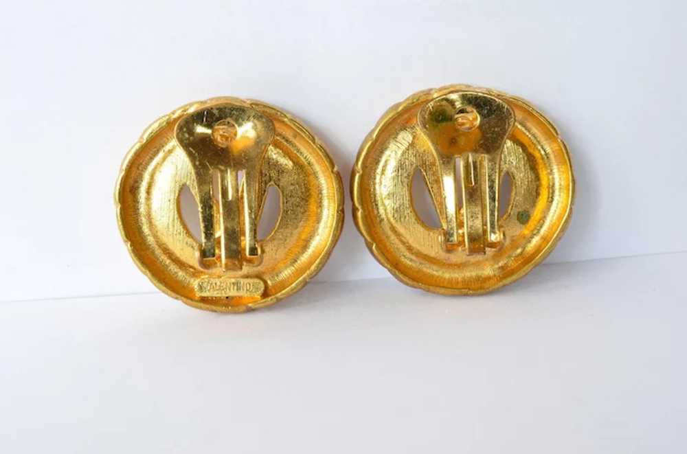 Pair of vintage Valentino earrings, gold tone/rhi… - image 4