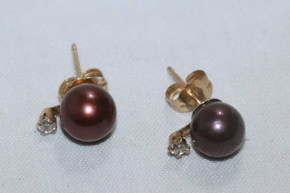 14KT Yellow Gold Pearl Stud Earrings - image 2