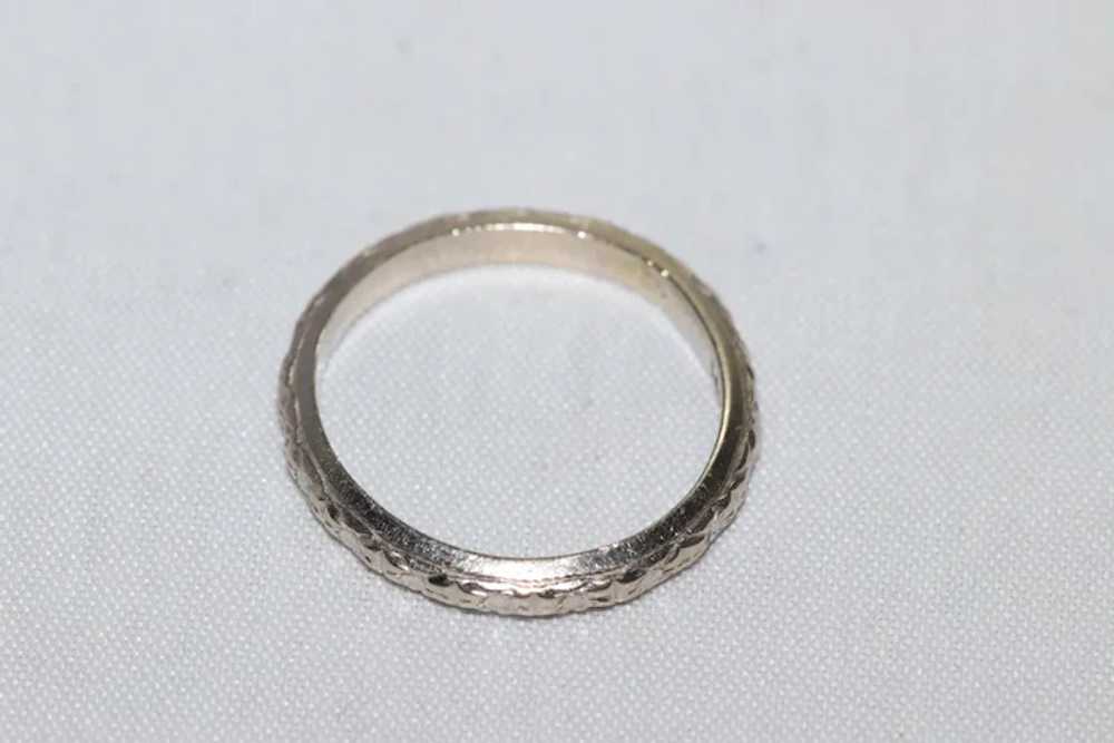 Vintage 14KT White Gold Wedding Band Ring - image 3