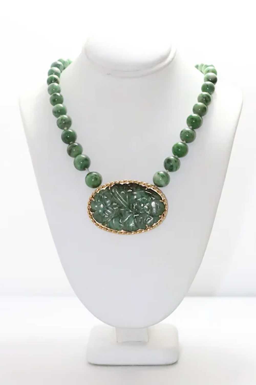 Vintage Victorian 14 KT Gold Jade Necklace - image 2