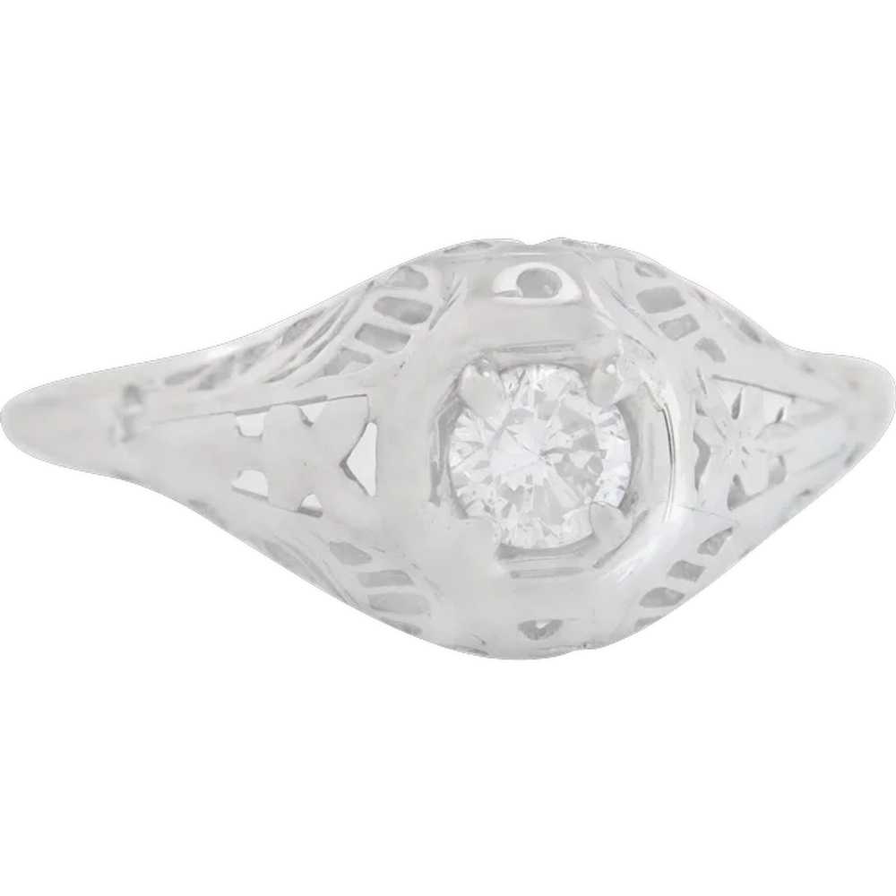 Estate .26ct Genuine Diamond Flower Engravings 18… - image 1