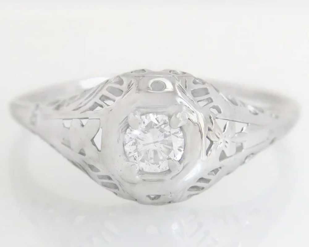 Estate .26ct Genuine Diamond Flower Engravings 18… - image 2