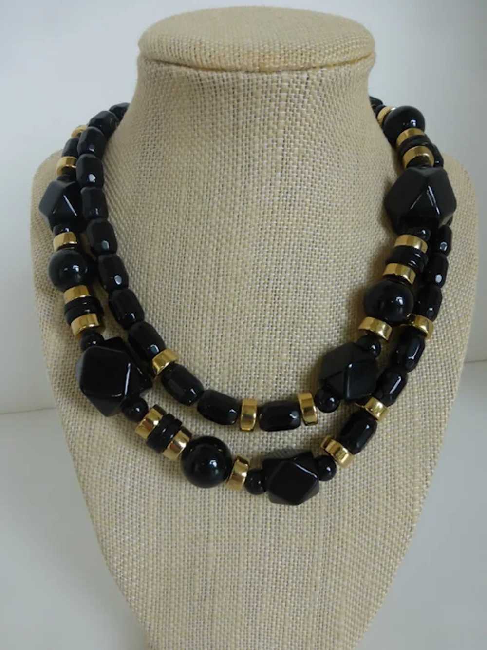 Trifari Chunky Black and Gold Beaded Necklace - image 2