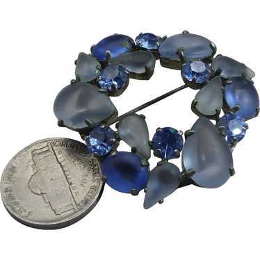 1940s Frosted Glass Rhinestone Brooch, Shades Of … - image 1